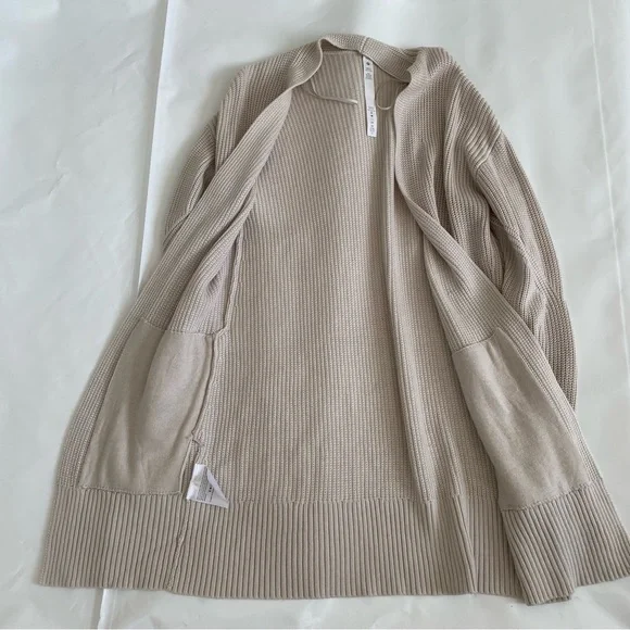Lululemon cashlu sweater wrap cardigan - Picture 5 of 6